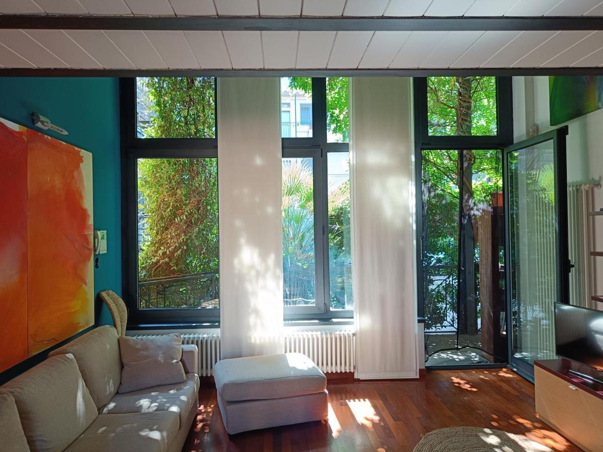 Loft Certosa District Con Parcheggio Privato Appartement Milaan